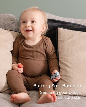 long sleeve baby bodysuit