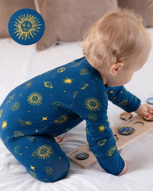 baby sleepsuit